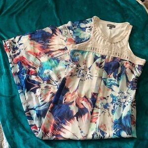 Luxology- Gently used woman’s dress